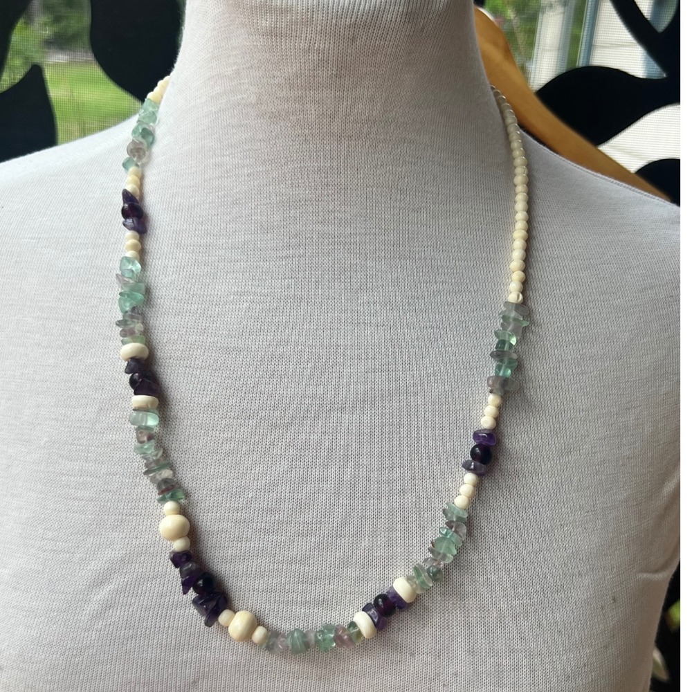 Boho Natural Stone Chip Beaded Necklace Amethyst Green Fluorite Cream Beads